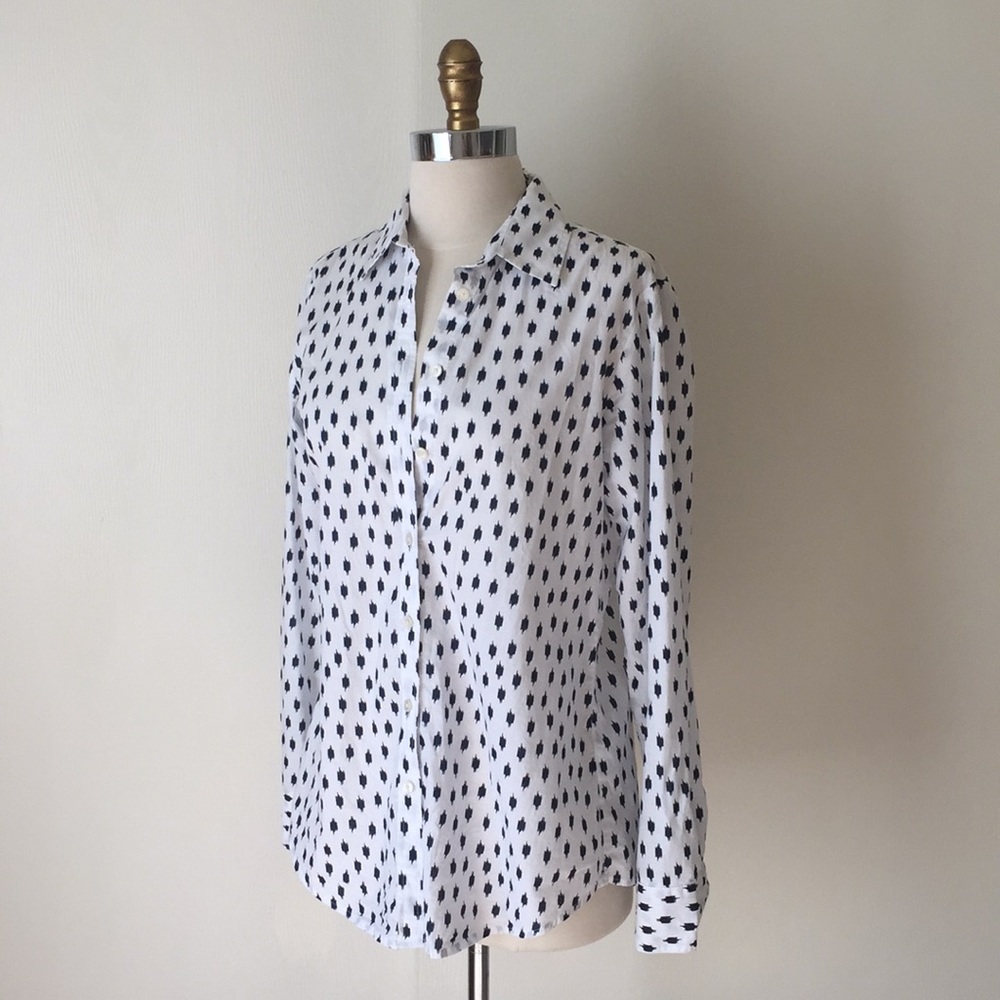 Banana Republic Button Down Shirt